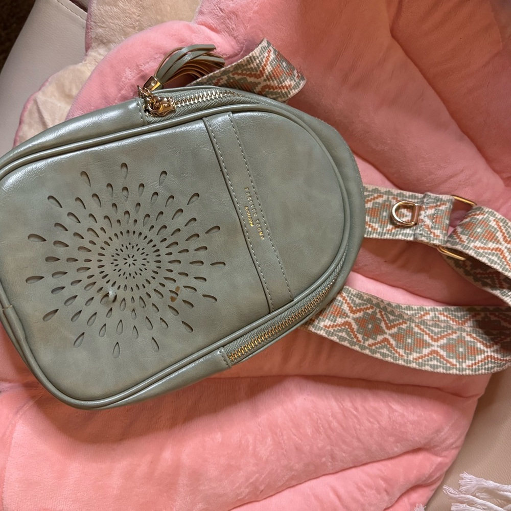 🪴New Crossbody🪴